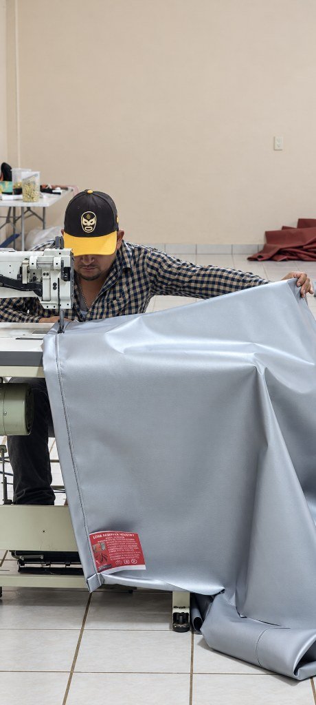 Confección y refuerzo en máquina de coser industrial